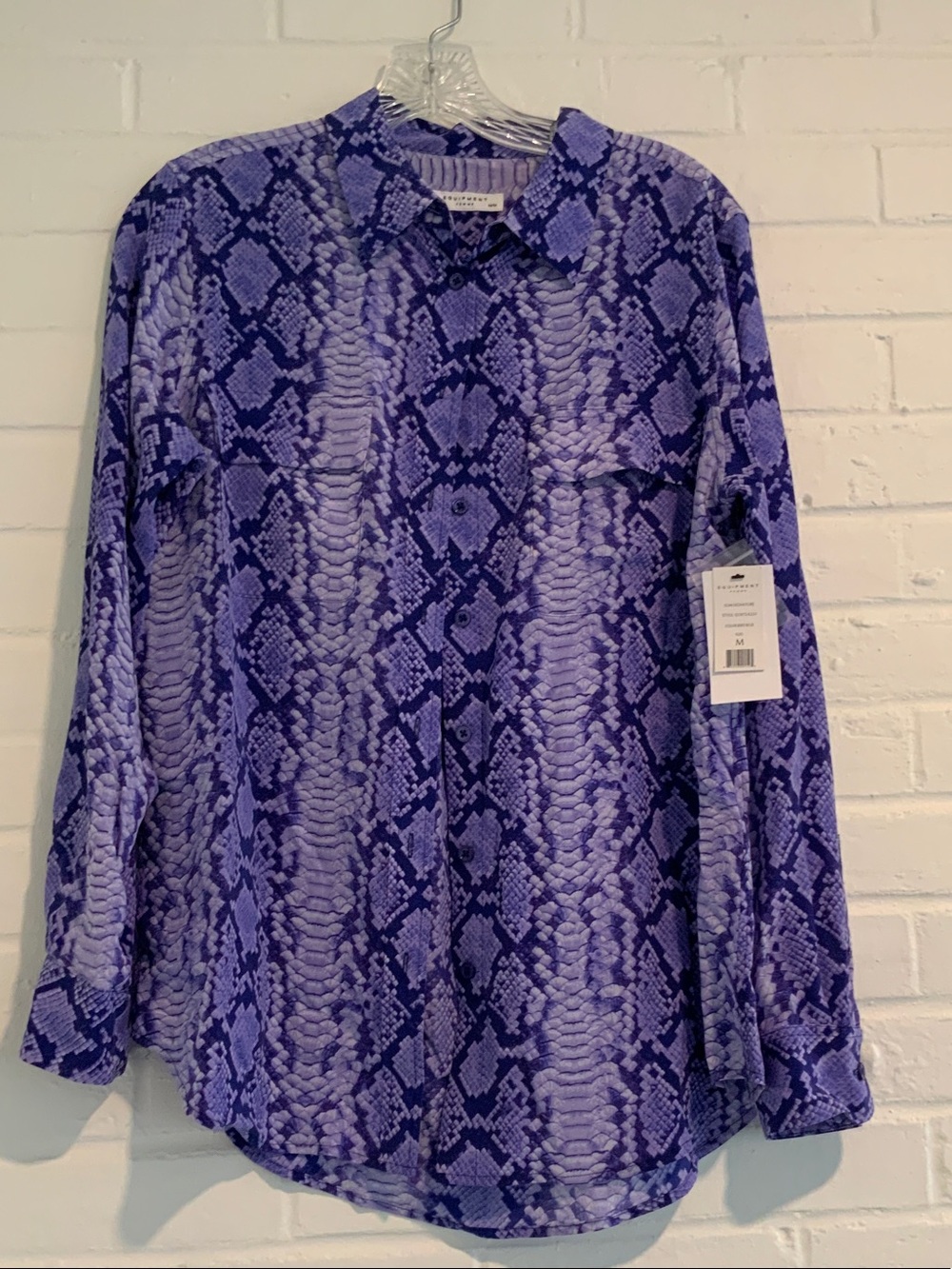 Equipment silk Purple Snake-Print Button Front Blouse
